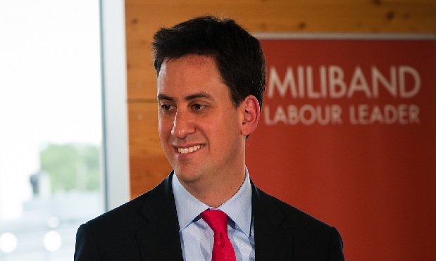 Ed Miliband targets 1 million green jobs in manifesto